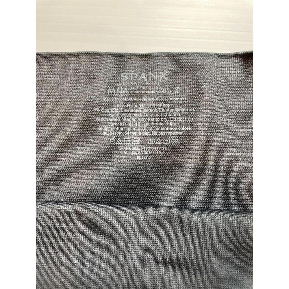 Spanx Look At Me Now Camo Seamless Leggings Pull On Black Gray Womens Medium - Picture 5 of 5